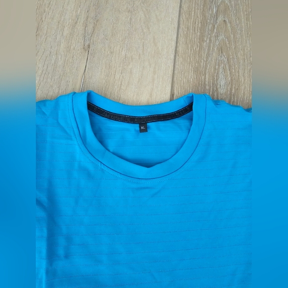 Nwt alphalete men's hero tank color ocean blue - Picture 5 of 12